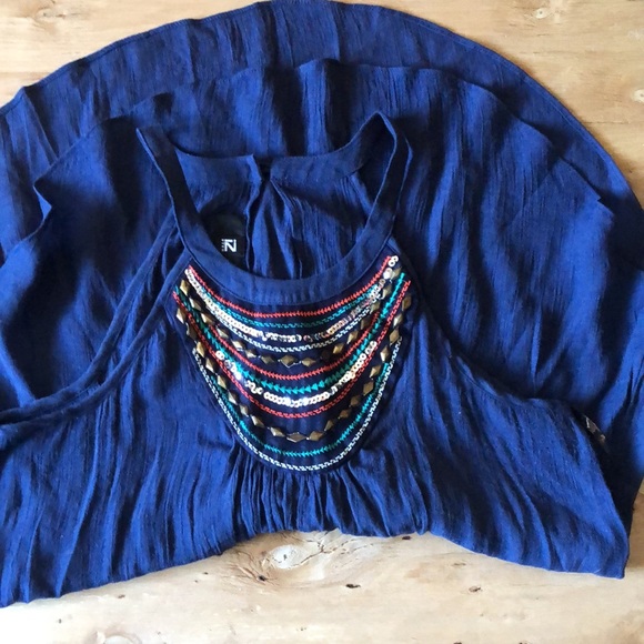 🌈3 for $25🌈 IZ Byer Bohemian Embroidered Beaded Blue Top M - Picture 5 of 5